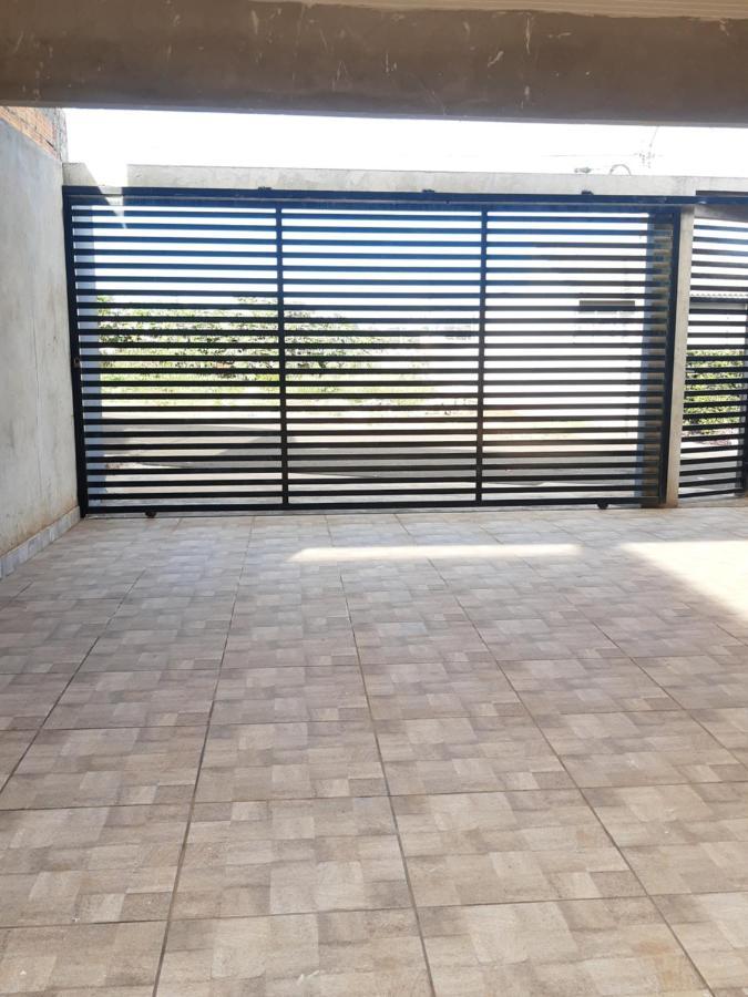Casa Grande Em Arapongas Villa Eksteriør bilde